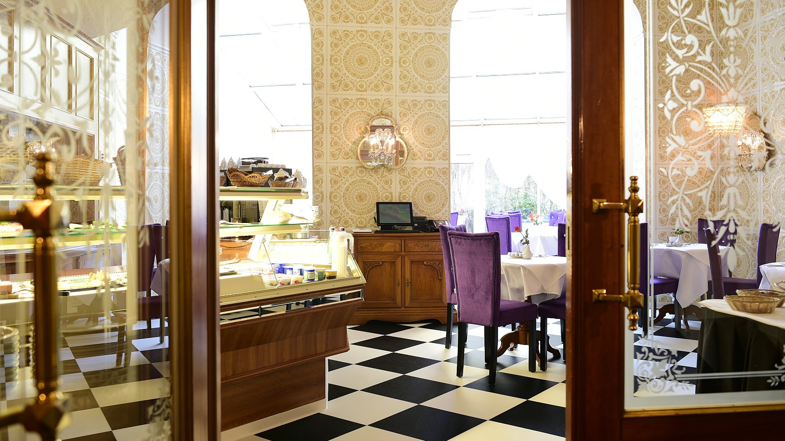 Gesundheitsreise mit Zuschuss Ihrer Krankenkasse nach Plauen. Foto 18 zeigt eine Impression von Hotel Alexandra oder seiner Umgebung.