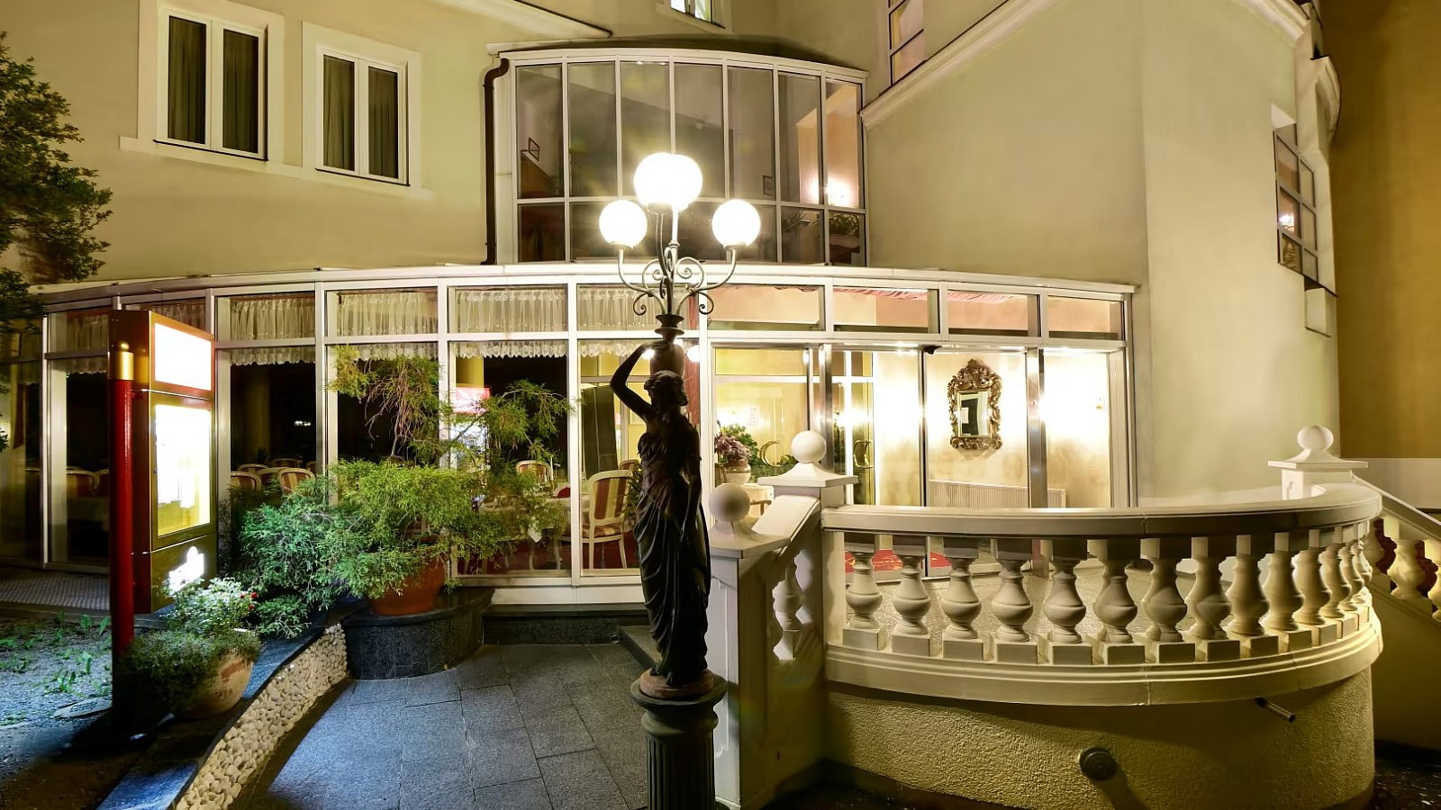 Gesundheitsreise mit Zuschuss Ihrer Krankenkasse nach Plauen. Foto 24 zeigt eine Impression von Hotel Alexandra oder seiner Umgebung.