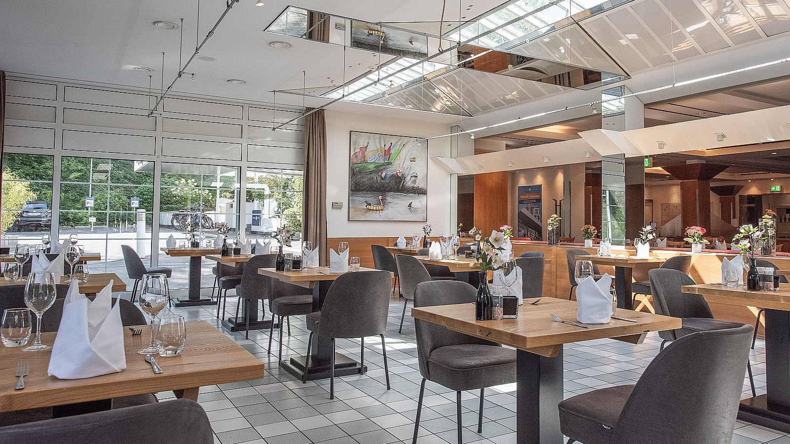 Gesundheitsreise mit Zuschuss Ihrer Krankenkasse nach Arnsberg. Foto 7 zeigt eine Impression von Fletcher Hotel-Restaurant Arnsberg-Sauerland oder seiner Umgebung.