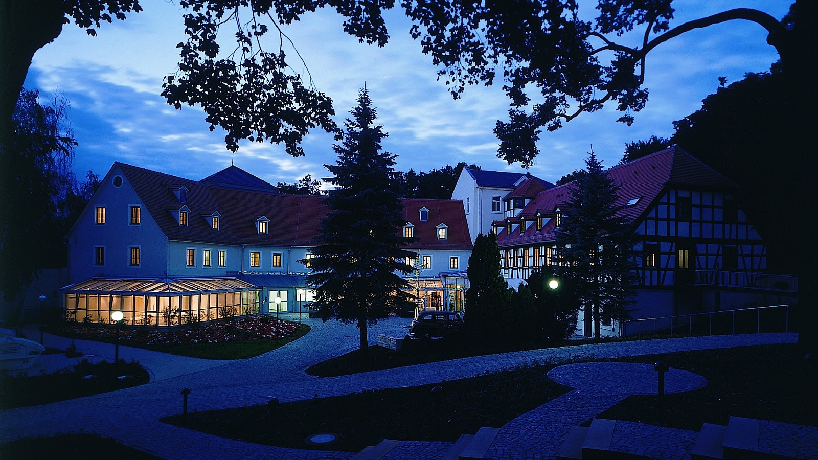 Gesundheitsreise mit Zuschuss Ihrer Krankenkasse nach Neukirchen. Foto 6 zeigt eine Impression von Hotel Schloss Schweinsburg oder seiner Umgebung.