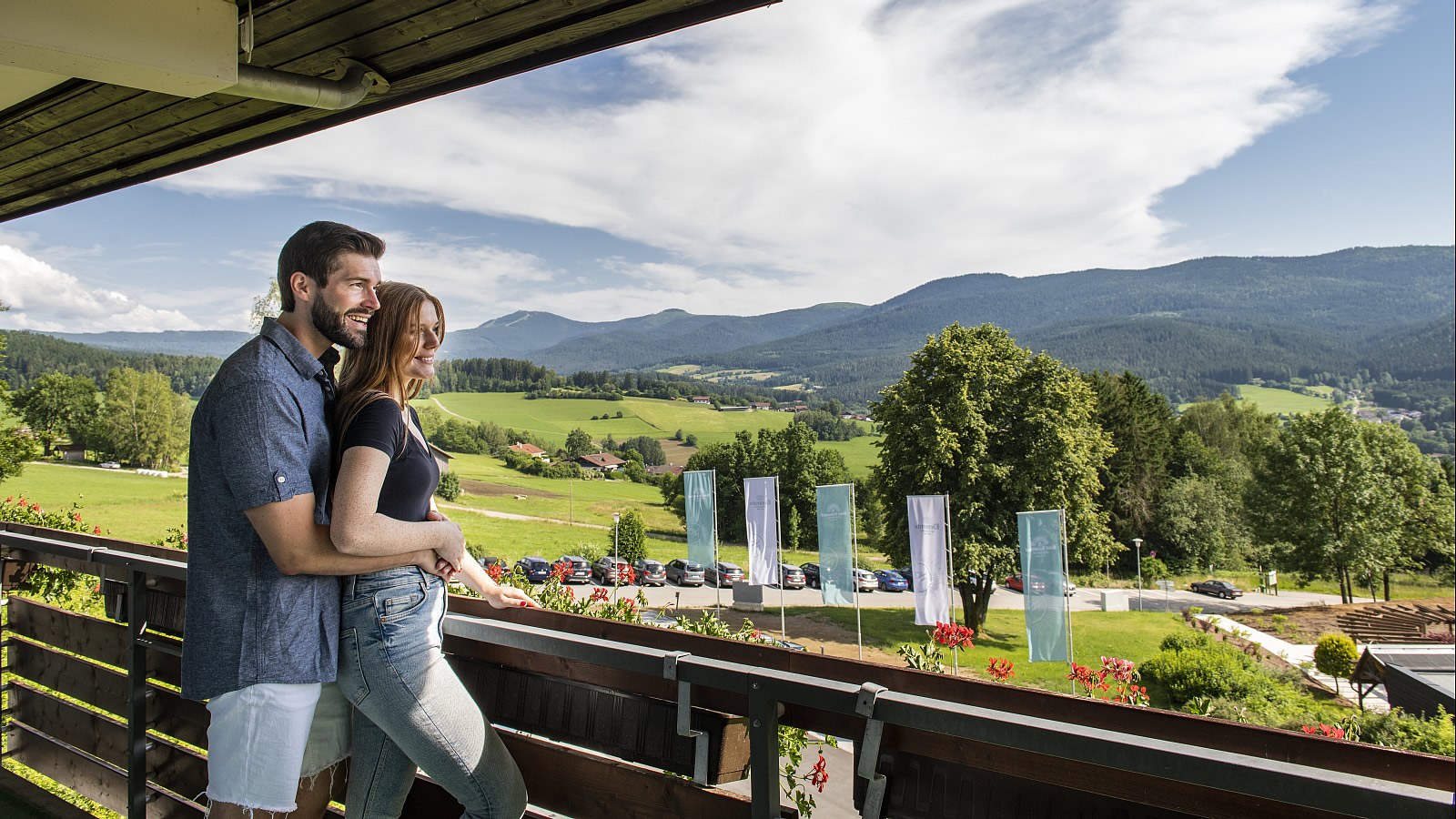 Gesundheitsreise mit Zuschuss Ihrer Krankenkasse nach Lam. Foto 30 zeigt eine Impression von Hotel Sonnenhof oder seiner Umgebung.