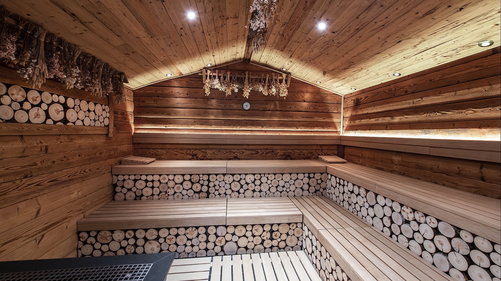 Gesundheitsreise mit Zuschuss Ihrer Krankenkasse nach Lam. Foto 33 zeigt eine Impression von Hotel Sonnenhof oder seiner Umgebung.